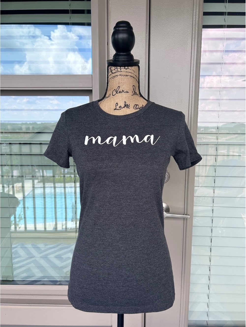 Bella+Canvas Women's 'Mama' Graphic T-Shirt Medium Dark Gray